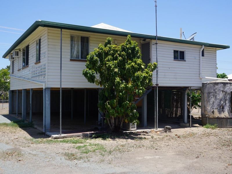 13 Belmore Street, Collinsville QLD 4804