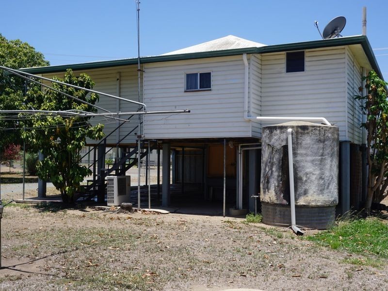 13 Belmore Street, Collinsville QLD 4804