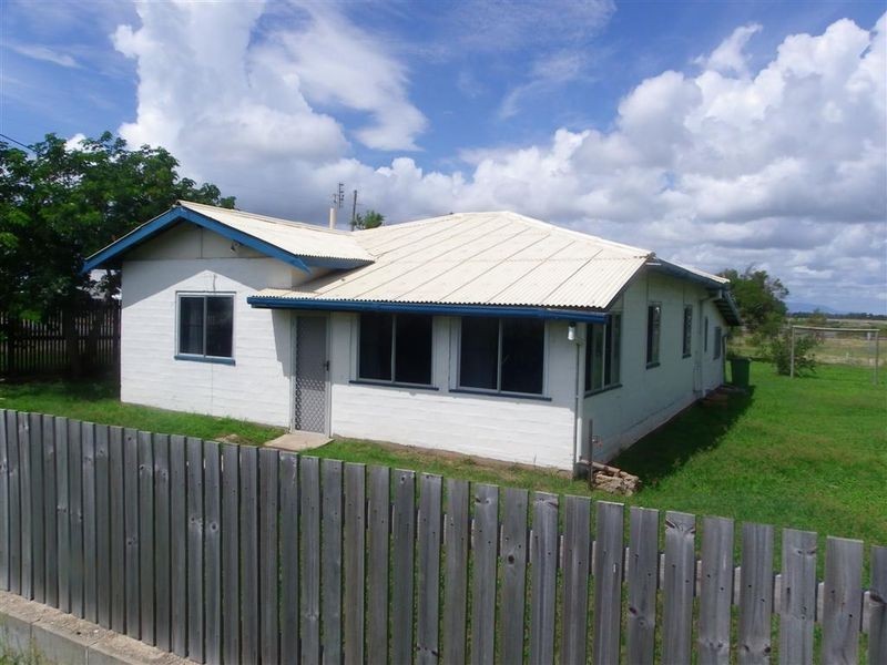 1 Belgravia Road, Bowen QLD 4805