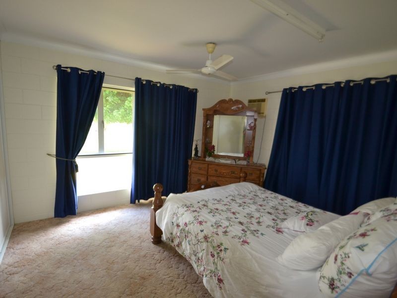 12 Inverdon Road, Bowen QLD 4805