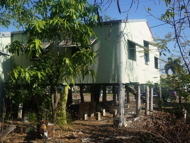 38 & 42 Matthews street, Bowen QLD 4805