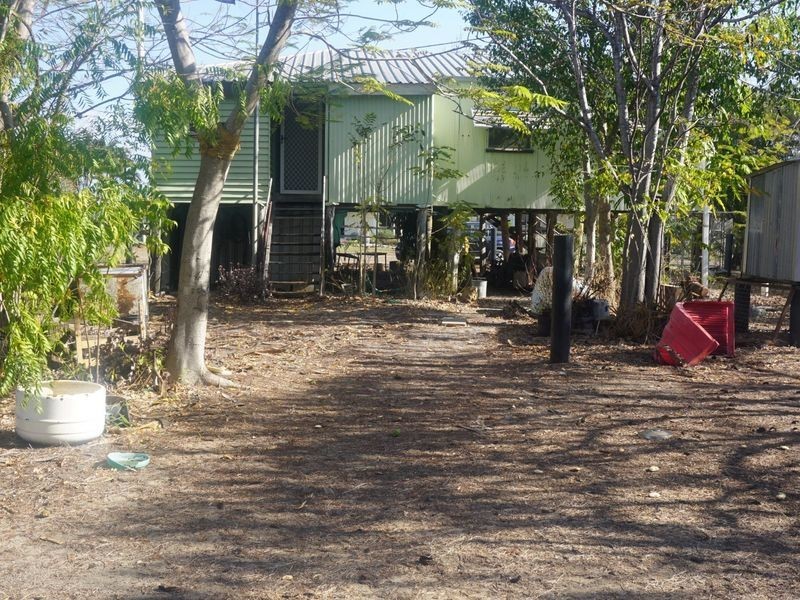 38 & 42 Matthews street, Bowen QLD 4805