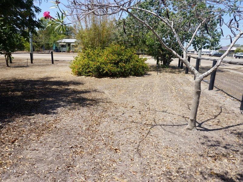 38 & 42 Matthews street, Bowen QLD 4805