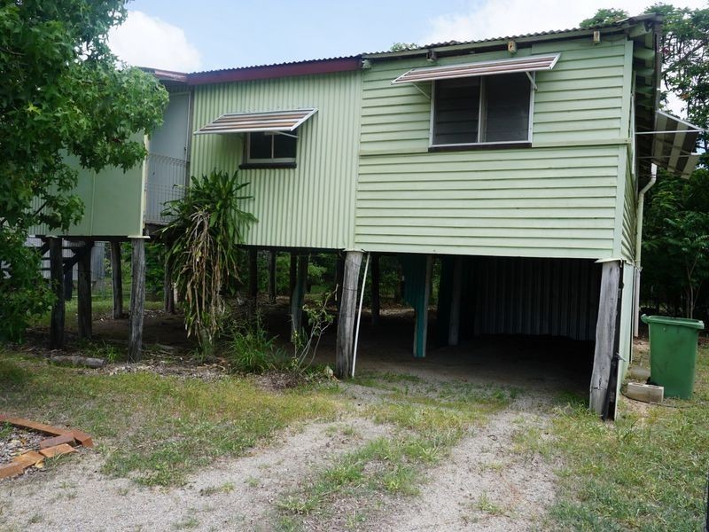 38 & 42 Matthews street, Bowen QLD 4805