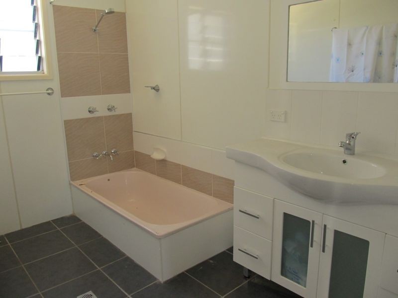 108 Gregory Street, Bowen QLD 4805