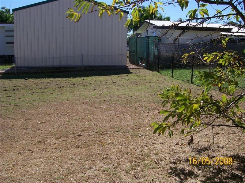 14 Rodney Street, Bowen QLD 4805