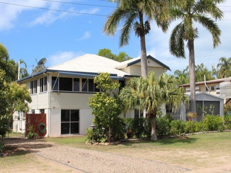 24 Sinclair Street, Bowen QLD 4805