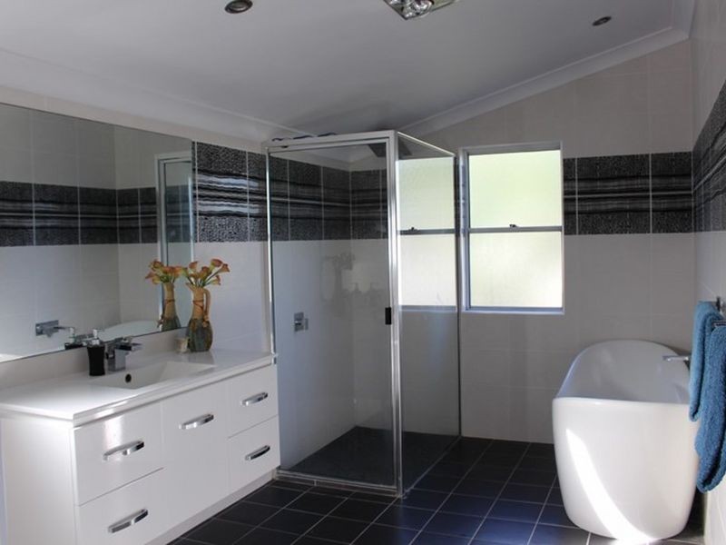 24 Sinclair Street, Bowen QLD 4805