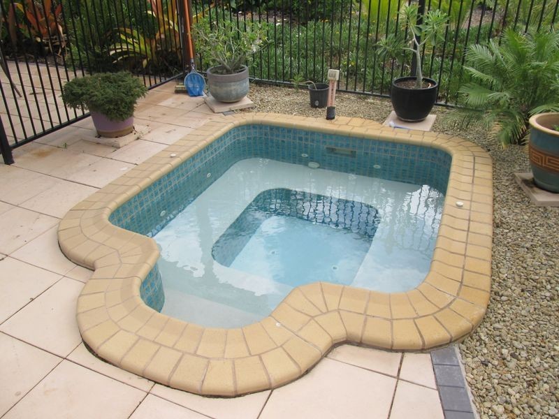 17 Field Street, Bowen QLD 4805