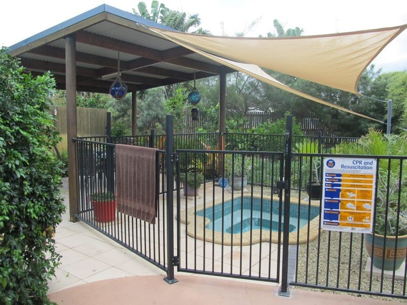 17 Field Street, Bowen QLD 4805