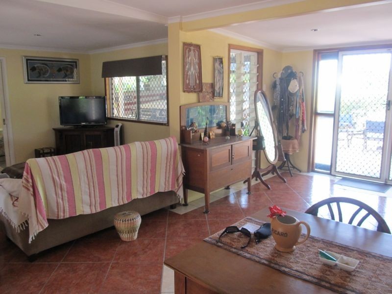 17 Field Street, Bowen QLD 4805