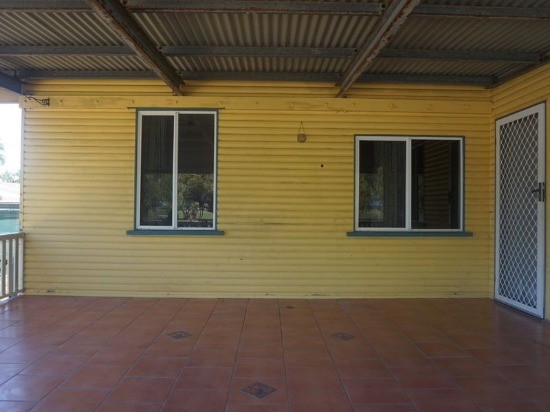 27 Golf Links Road, Bowen QLD 4805
