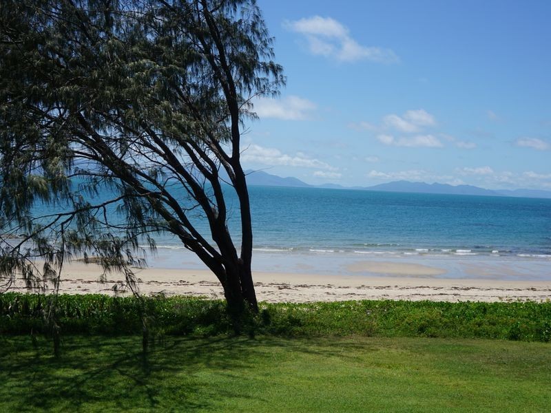 6 Pandanus Street, Bowen QLD 4805