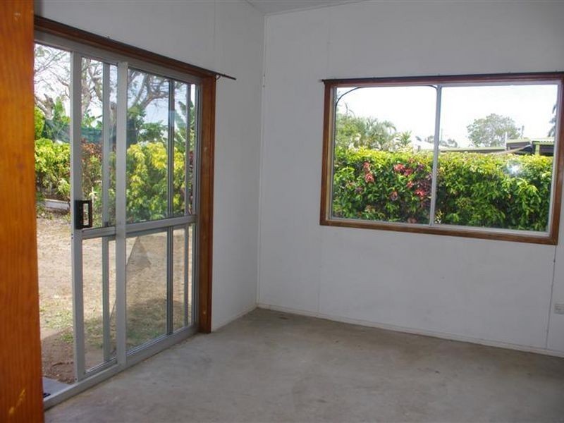 73 Tracey Street, Bowen QLD 4805