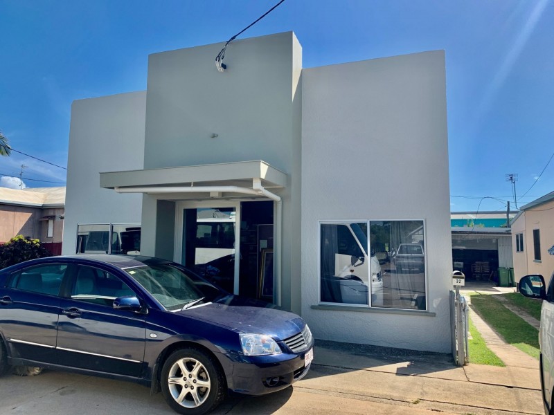 30/32 George Street, Bowen QLD 4805