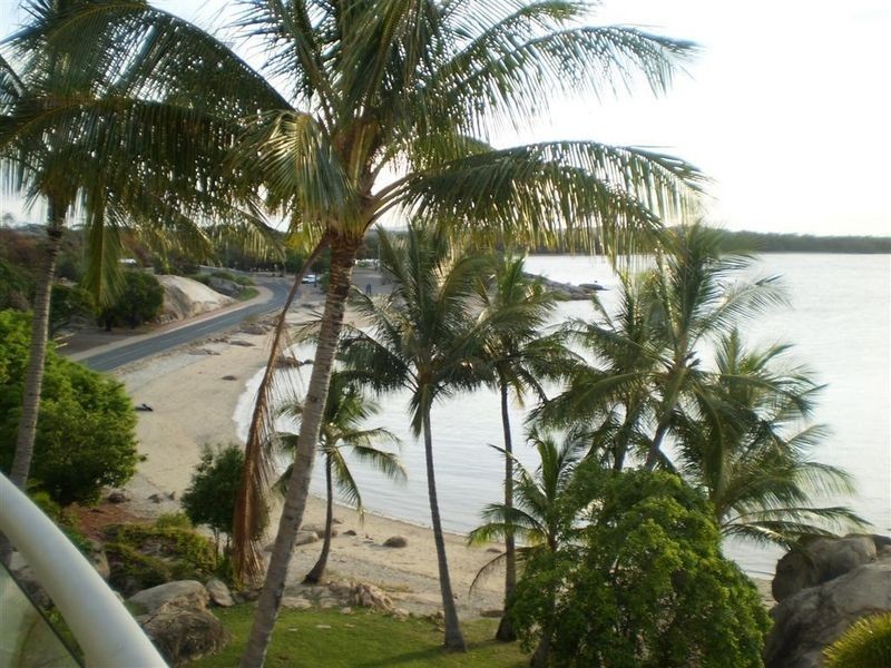 Apartment 36/2B Horseshoe Bay Road, Bowen QLD 4805