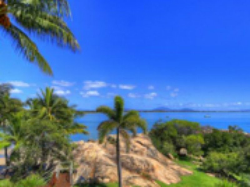 Apartment 36/2B Horseshoe Bay Road, Bowen QLD 4805
