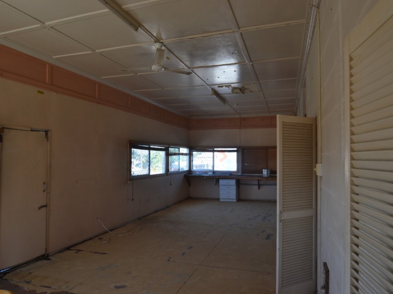 43 Herbert Street, Bowen QLD 4805