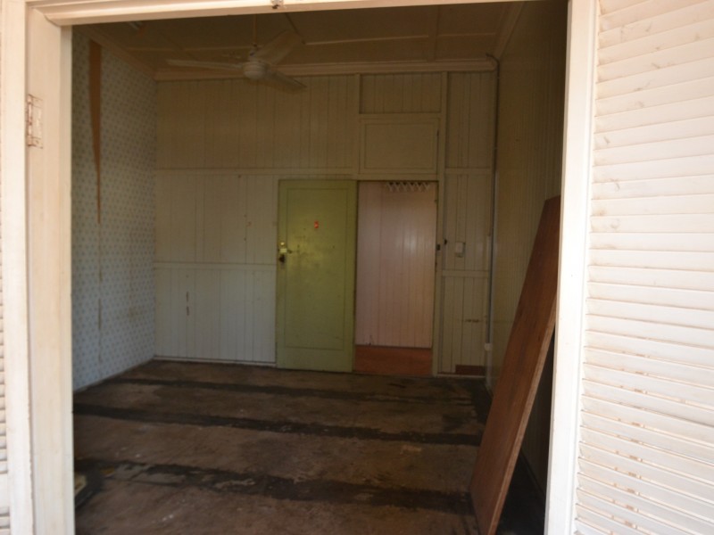 43 Herbert Street, Bowen QLD 4805