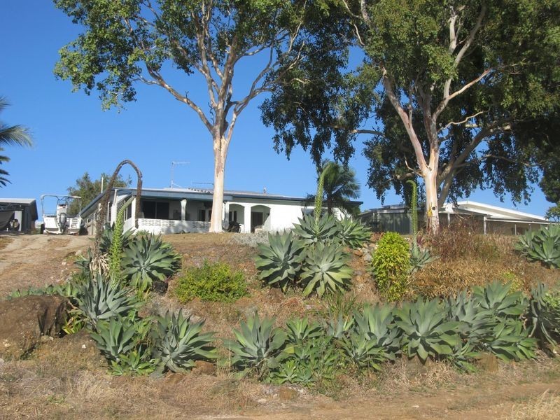 68 Whyte Ave, Bowen QLD 4805