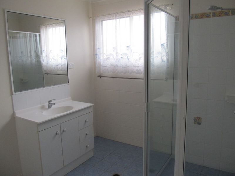 28 Crofton Street, Bowen QLD 4805