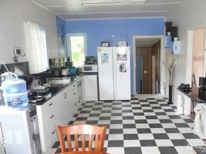 51 Reynolds St, Bowen QLD 4805