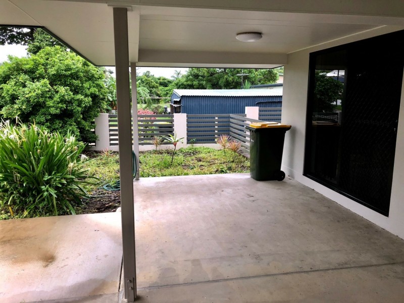 62 Livingstone Street, Bowen QLD 4805