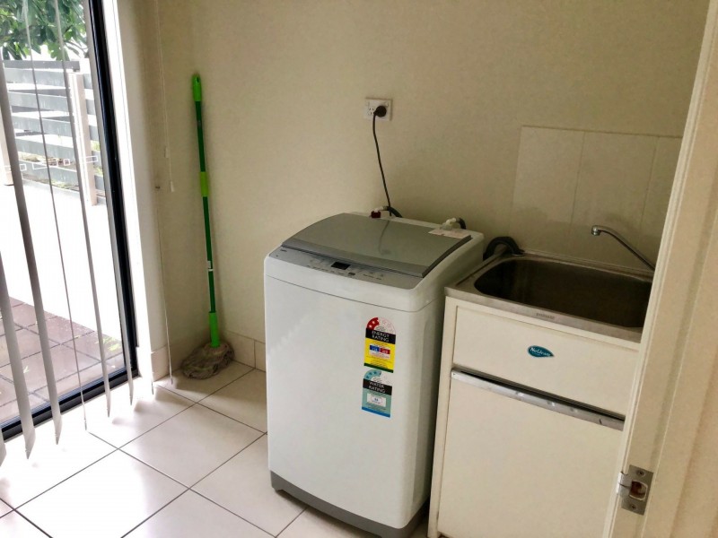 62 Livingstone Street, Bowen QLD 4805