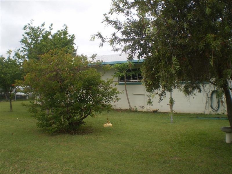 3 Jilletts Lane, Bowen QLD 4805