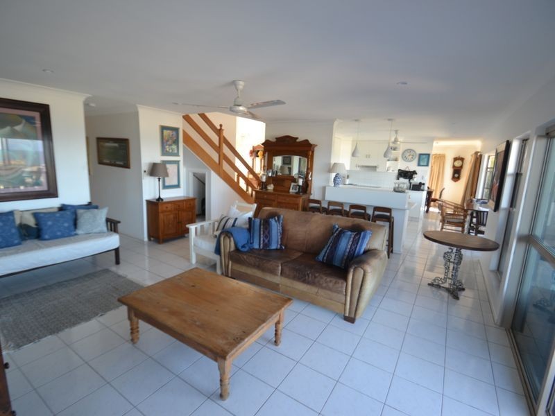11 Avicennia Street, Bowen QLD 4805