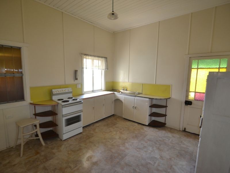 88 Herbert Street, Bowen QLD 4805