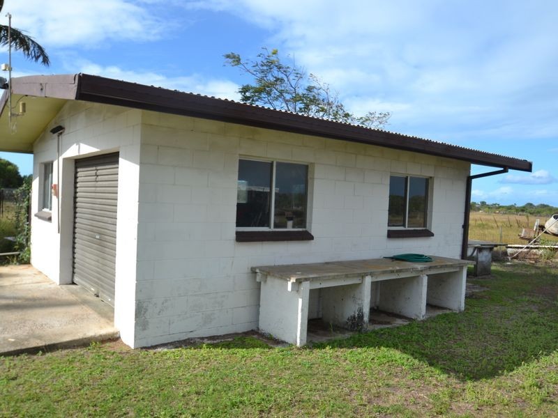 54 Avoca Road, Bowen QLD 4805