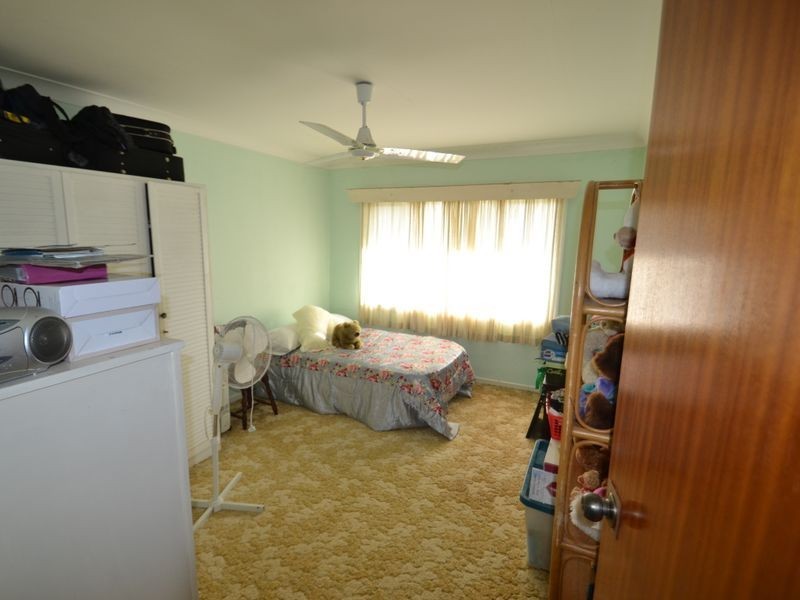 54 Avoca Road, Bowen QLD 4805