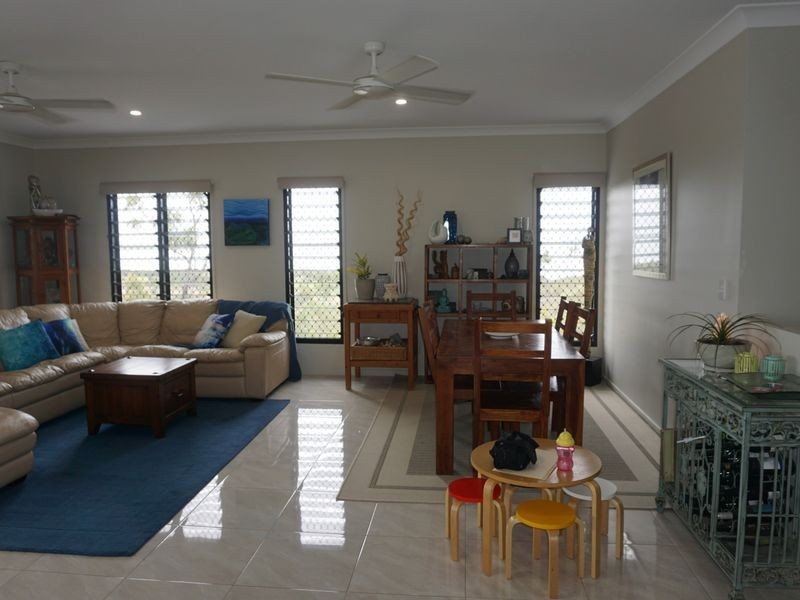 19 Harbour View Terrace, Bowen QLD 4805