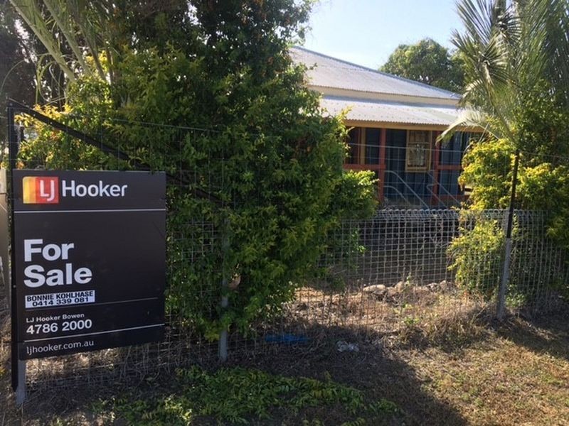 18 Sinclair Street, Bowen QLD 4805