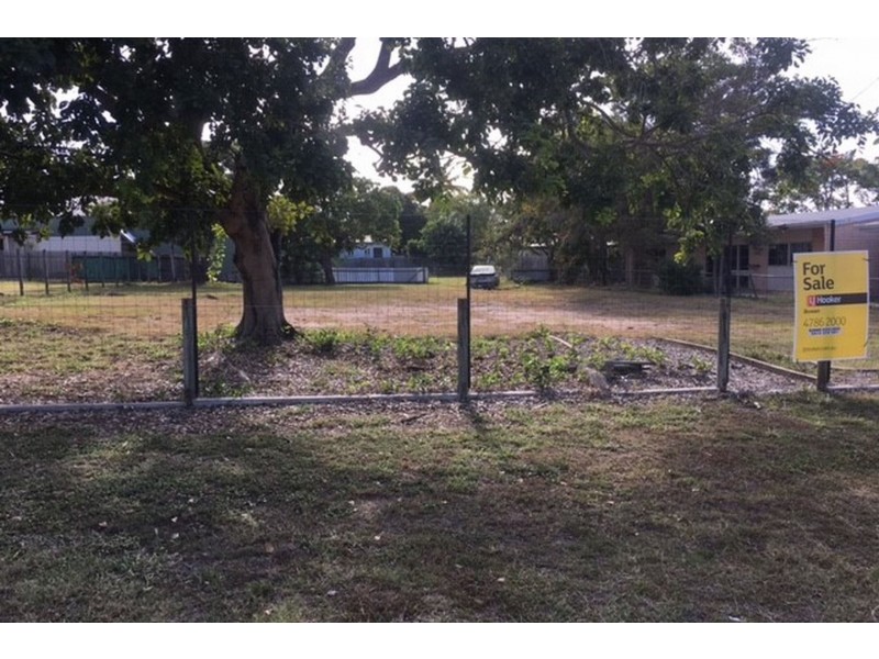 16 Sinclair Street, Bowen QLD 4805