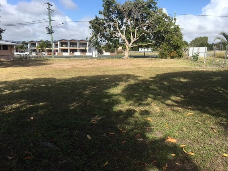 16 Sinclair Street, Bowen QLD 4805