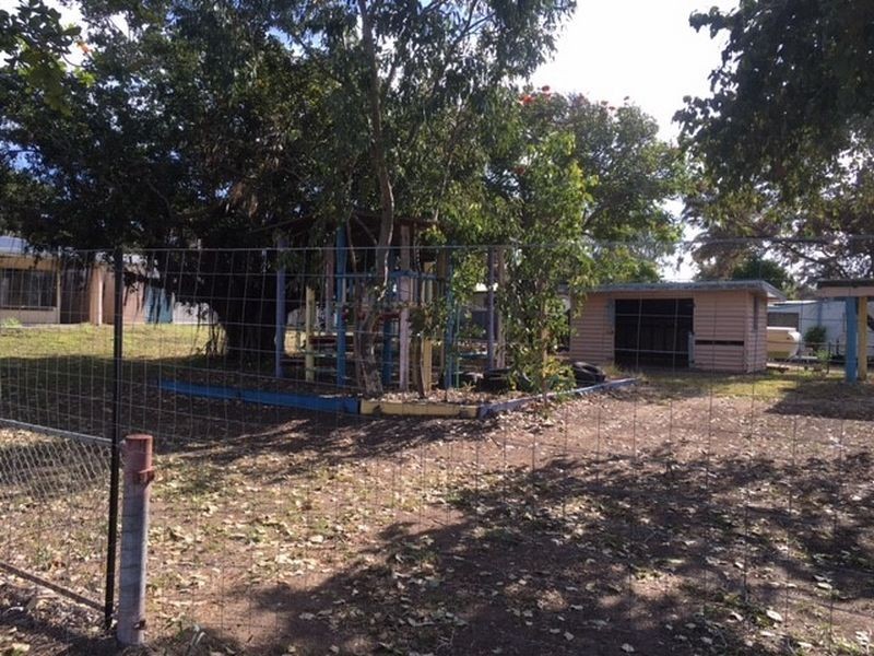 14 Sinclair Street, Bowen QLD 4805