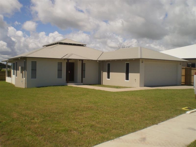 4 Silk Road, Bowen QLD 4805