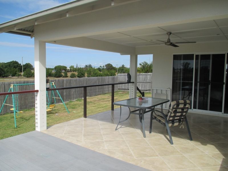 4 Silk Road, Bowen QLD 4805