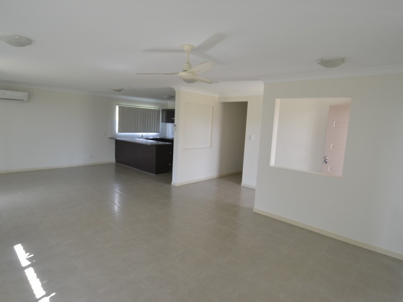 9 Sapphire Crescent, Bowen QLD 4805