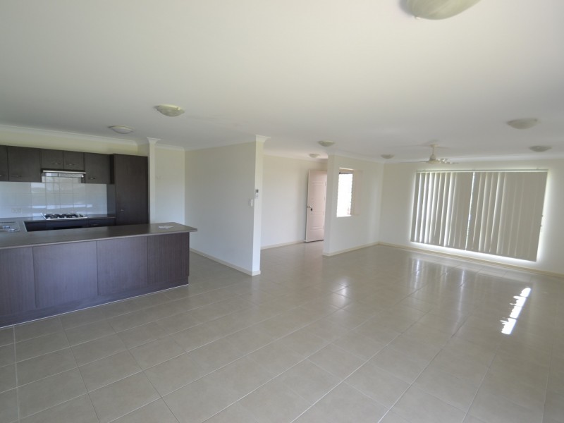 9 Sapphire Crescent, Bowen QLD 4805