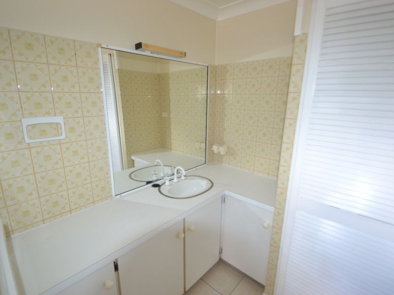 72a Poole Street, Bowen QLD 4805