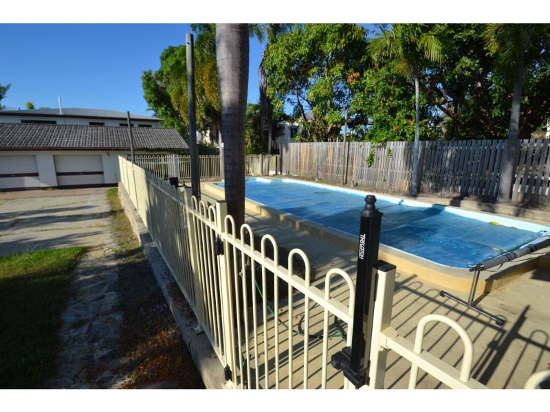 72a Poole Street, Bowen QLD 4805