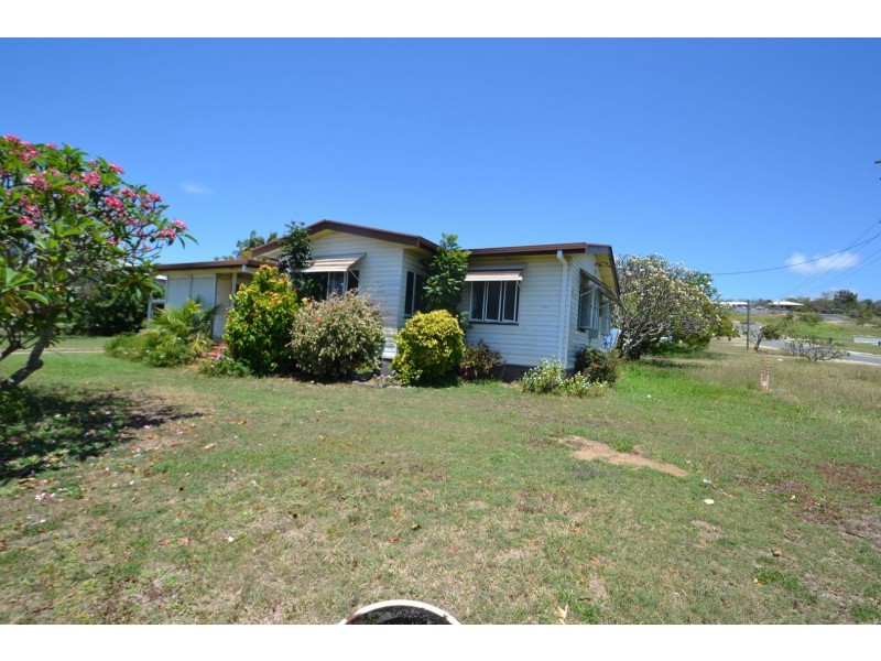 105 Herbert Street, Bowen QLD 4805
