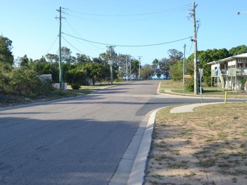 38 Crofton Street, Bowen QLD 4805