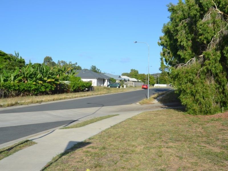 38 Crofton Street, Bowen QLD 4805