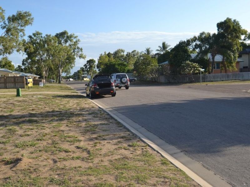 38 Crofton Street, Bowen QLD 4805