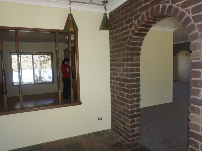 41 Hillview Road, Bowen QLD 4805