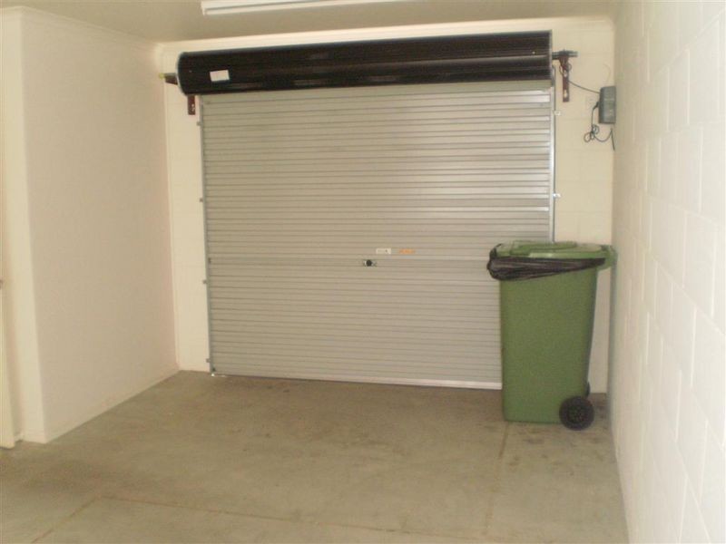 2/2 Allan Place, Bowen QLD 4805
